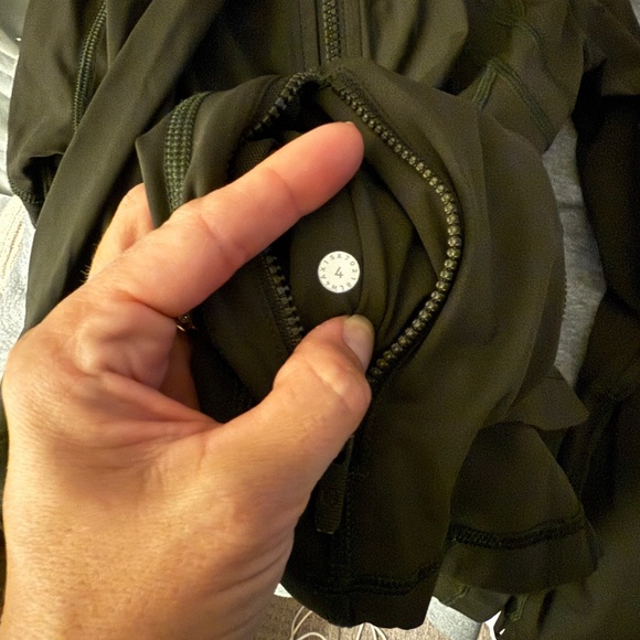 Lulu Define Jacket Sz 4 - Picture 6 of 6